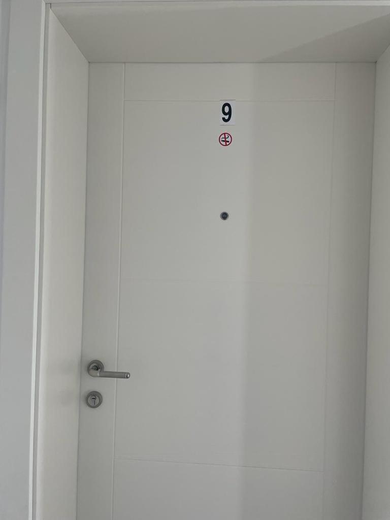 Kristina Apartments Тиват Экстерьер фото