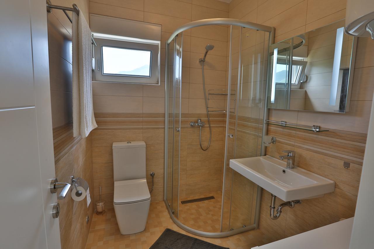 Kristina Apartments Тиват Экстерьер фото