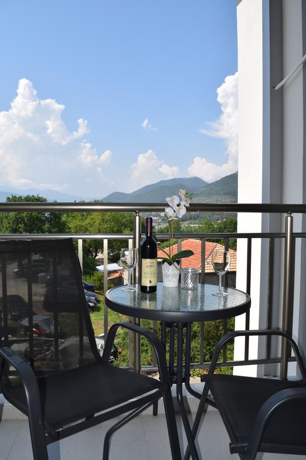 Kristina Apartments Тиват Экстерьер фото